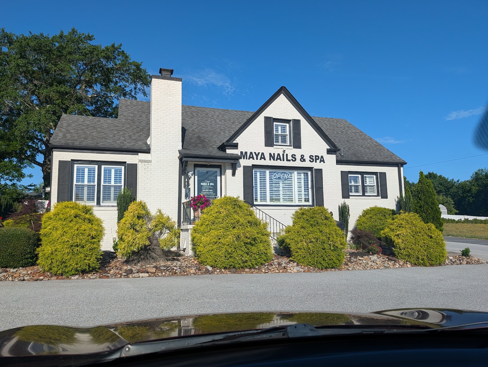Maya nails & spa nail work in Greer, South Carolina